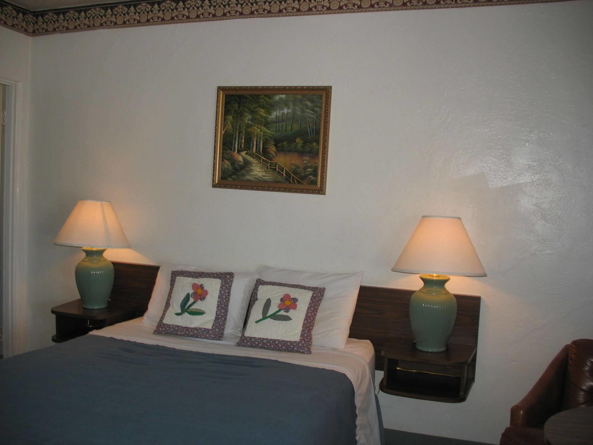 Travel Inn Roseburg Esterno foto